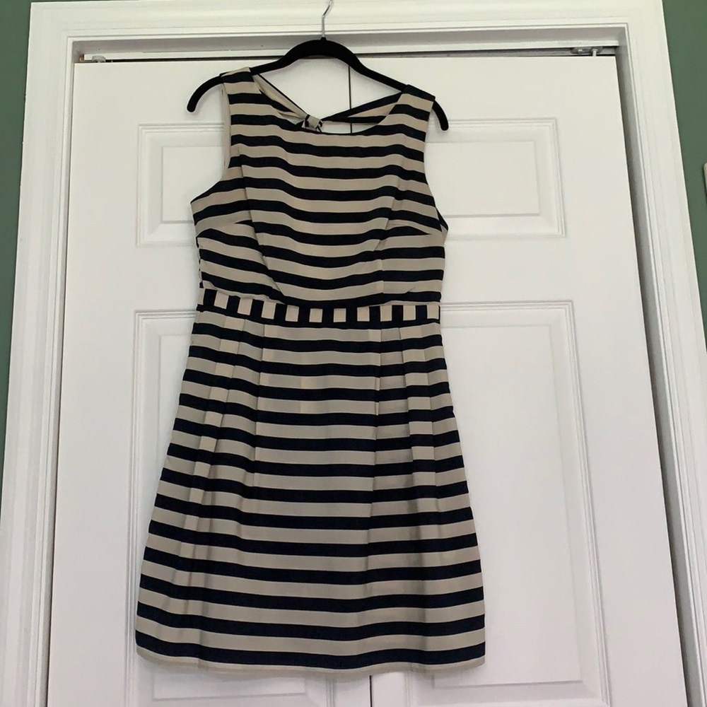 B. Smart size 8 tan black striped dress with cross back detail spring summer